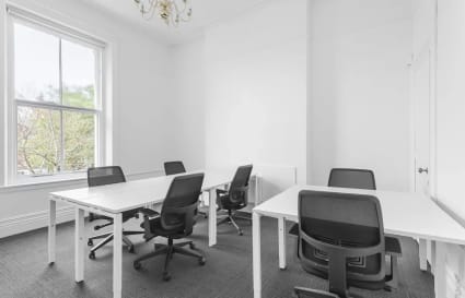 Private Office for up to 4 People