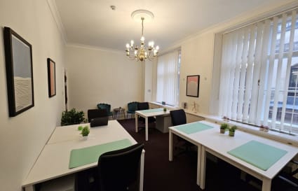 5 Person External Private Office in London | 205 sq ft