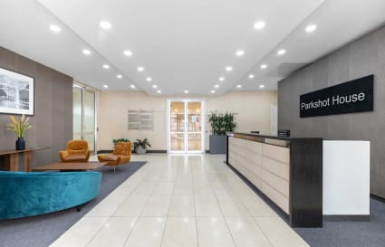 4 Person External Private Office