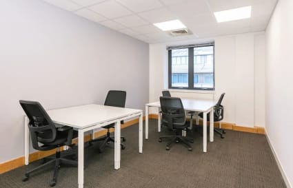7 Person External Private Office