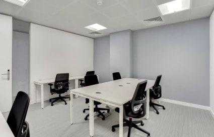 Private Office for up to 6 People