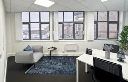 Private Office for up to 4 People