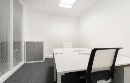 11 Person Private Office | 880 sq ft