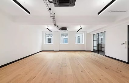 14 Person Private Office in London