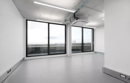 Private Office for up to 14 People 