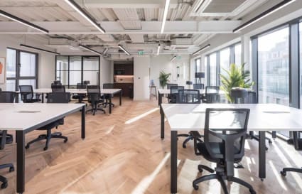 20 Person Managed Office, Kitchen, Breakout with 2 Meeting Rooms | 1,210 sqft