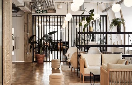 30 Person Private Office in London with 2 Phone Booths, 1 Boardroom & Breakout | 1,236 sqft