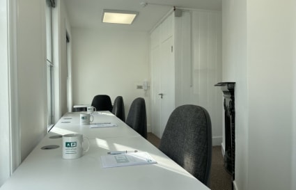 3 Person Private Office in King's Cross | 150 Sq. Ft.