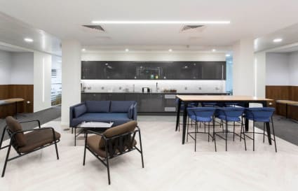 26 Person External Private Office in Leeds | 1,070 Sq. Ft.