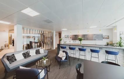 10 Person External Private Office | 320 Sq. Ft.
