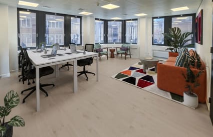 10 Person Private Office | 400 sqft