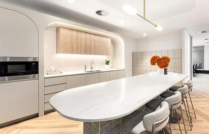 171sqm | 16 Workstation with Meeting Room, Boardroom & Kitchen/Breakout 
