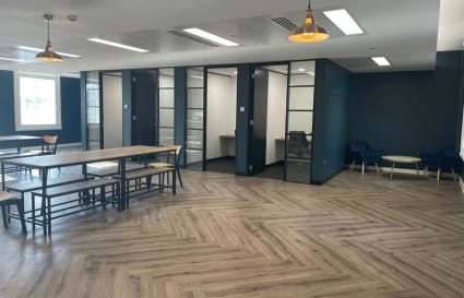 Managed Office Space for up to 12 People with Meeting Room | 923 Sq. Ft. 