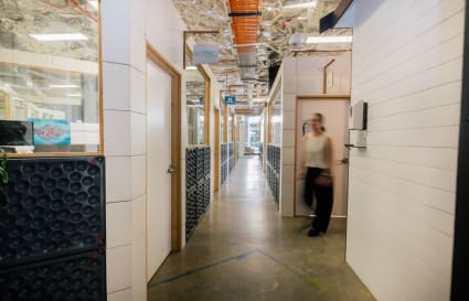 1 Person Serviced Office 