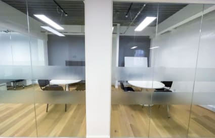 60 Person Private Office in London with 4 Meeting Rooms