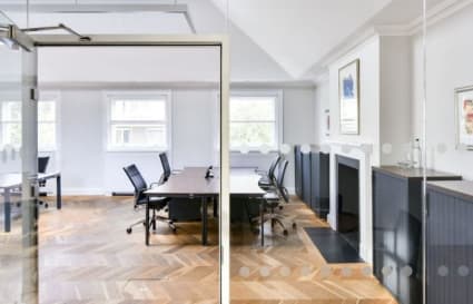13 Person Private Office in London | 725 Sq. Ft.