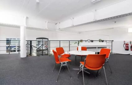 Private Office for up to 9 People  | 350 sqft