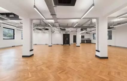 54 Person Private Office in London | 2,152 sqft