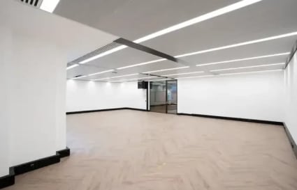 14 Person Private Office in London | 544 sqft