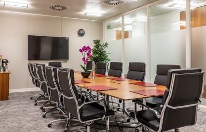 7 Person Private Office in London | 566 sq ft 