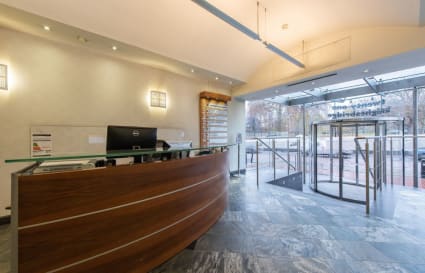 External Private Office for up to 8 People | 224 Sq. Ft.