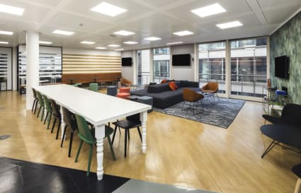 Private Office for up to 16 People