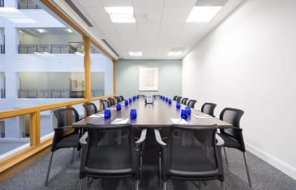 3 Person External Private Office in Birmingham | 109 Sq. Ft.