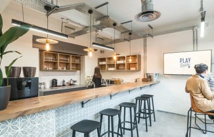 16 Person External Private Office in London
