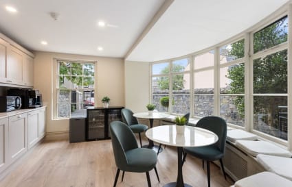 Private Office for up to 16 People