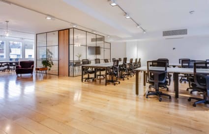 31 Person Managed Office in Oxford Circus | 1,766 sq ft with 2 Meeting Rooms