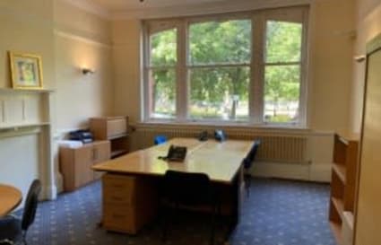 Private Office for up to 5 People | 240 Sq. Ft.