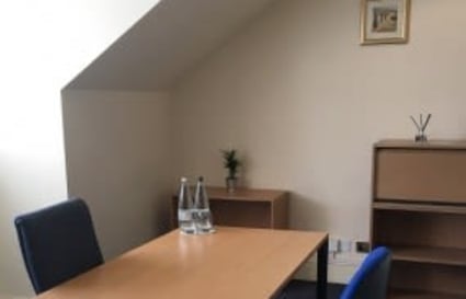 Private Office for up to 5 People | 240 Sq. Ft.