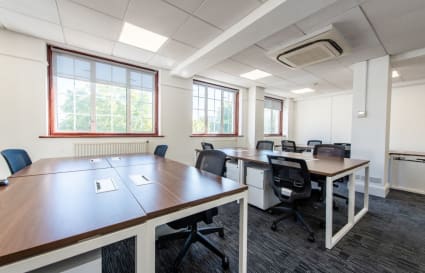 14 Person Private Office in London | 390 sq ft