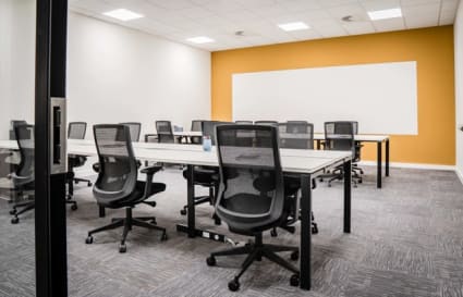 6 Person External Private Office | 236 Sq. Ft.