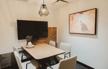 1 Person Internal Private Office