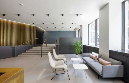 26 Person Managed Office in London | 2,830 sq ft