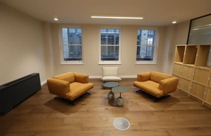 30 Person Managed Office | 2,716 Sq. Ft.
