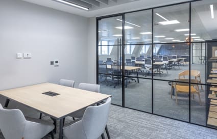 24 Person Managed Office in London | 2,193 sq ft