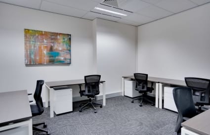 SUITE 8367 - 17 sqm | 5 person Internal Private Office | Work East