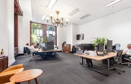 95sqm | 10 Workstations Prime Corner Suite with High Ceilings and 8-person Boardroom
