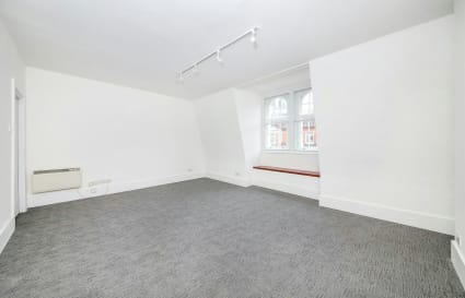 Private Office for up to 6 People | 378 Sq. Ft.