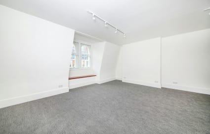 Private Office for up to 6 People | 378 Sq. Ft.