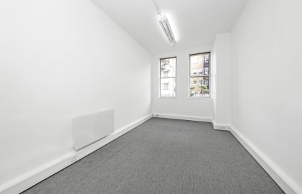 Private Office for up to 6 People | 688 Sq. Ft.