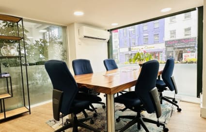 Private Office for up to 4 People 