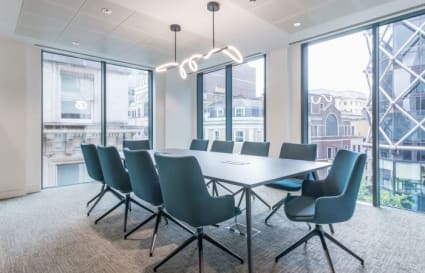 24 Person Managed Office in City of London | 2,504 sq ft