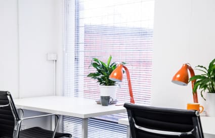 Private office space for 3