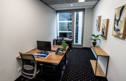 External Private Office for up to 7 people