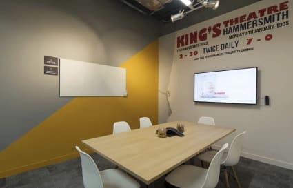 9 Person External Private Office in London