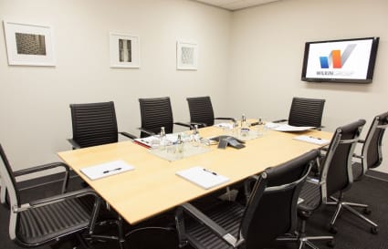4 Person External Corner Private Office in Adelaide