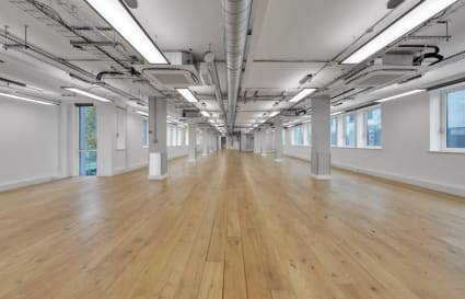 35 Person Managed Office with 2 Meeting Rooms in Camden | 3,070 sq ft